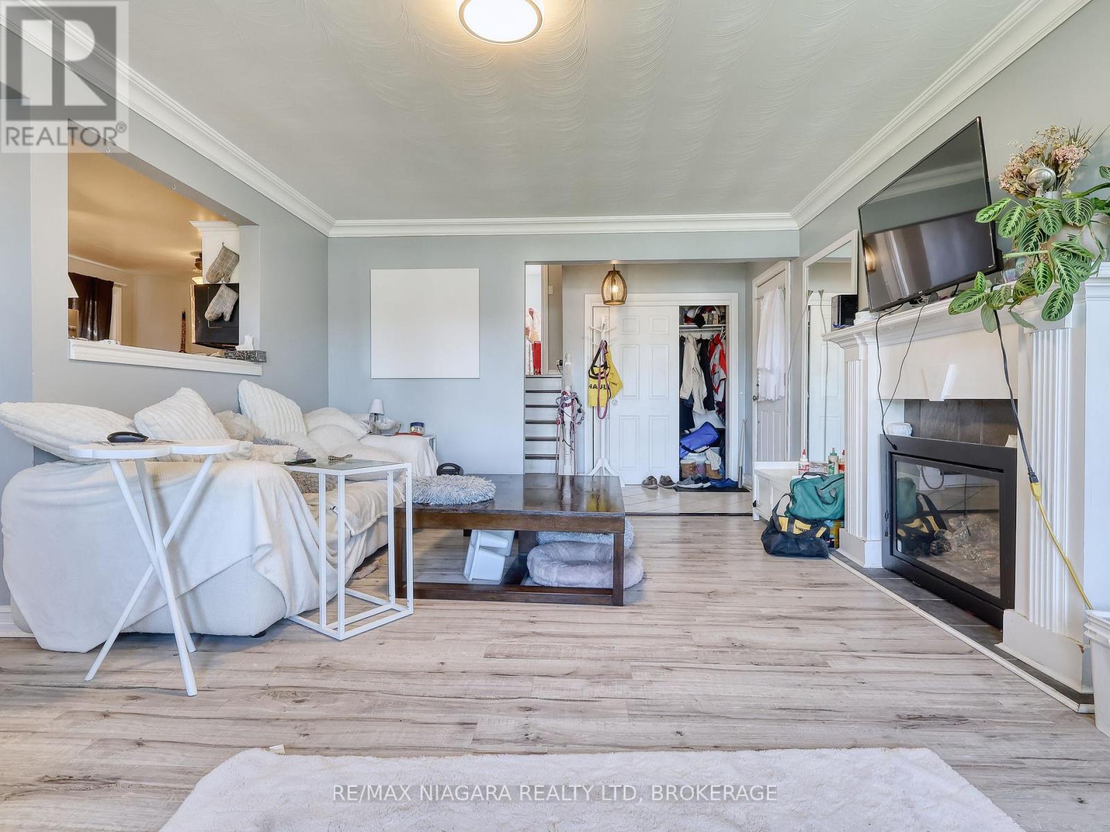333 GRANTHAM AVENUE - 10
