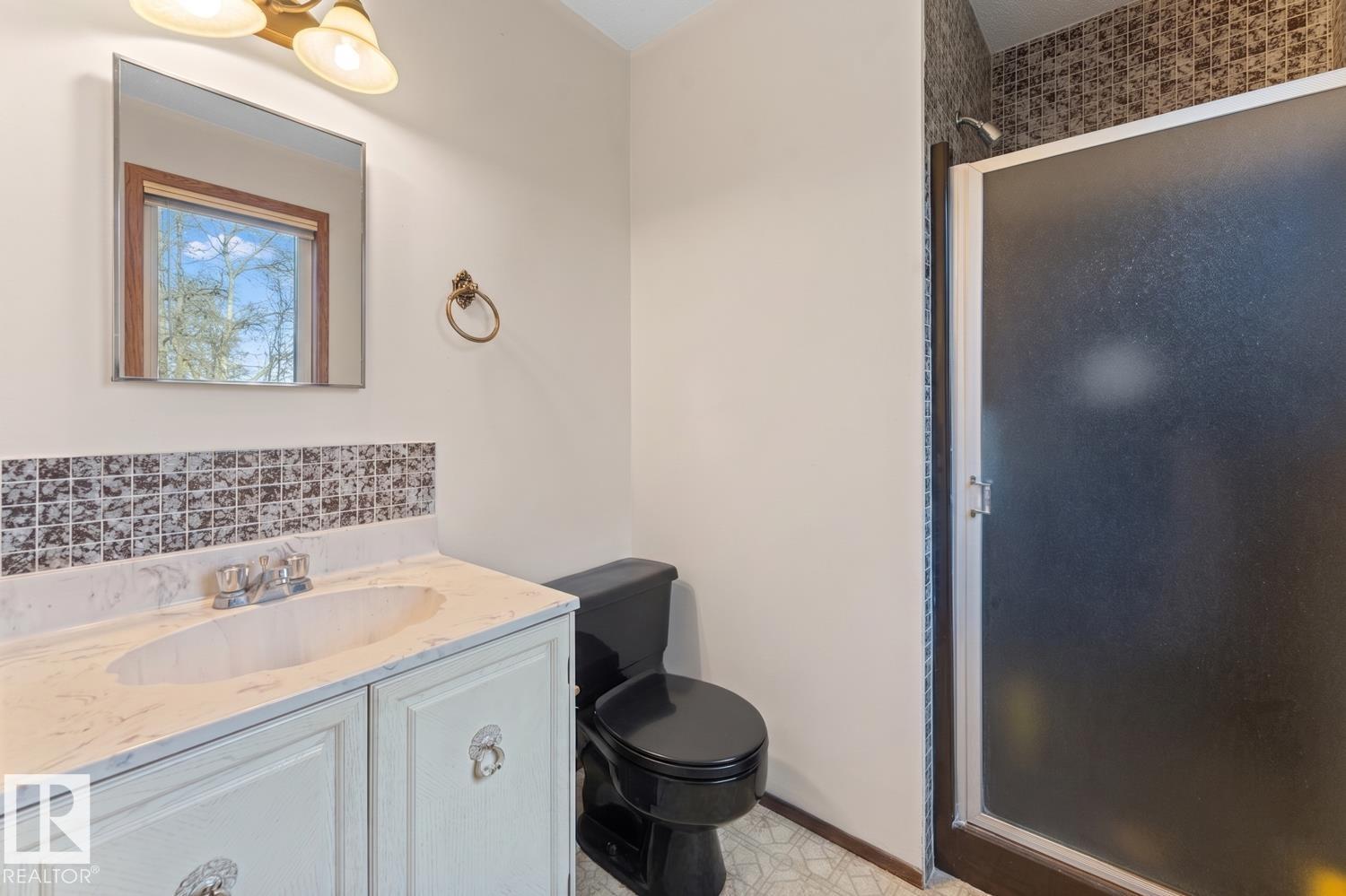 42119 TWP RD 612 - 15