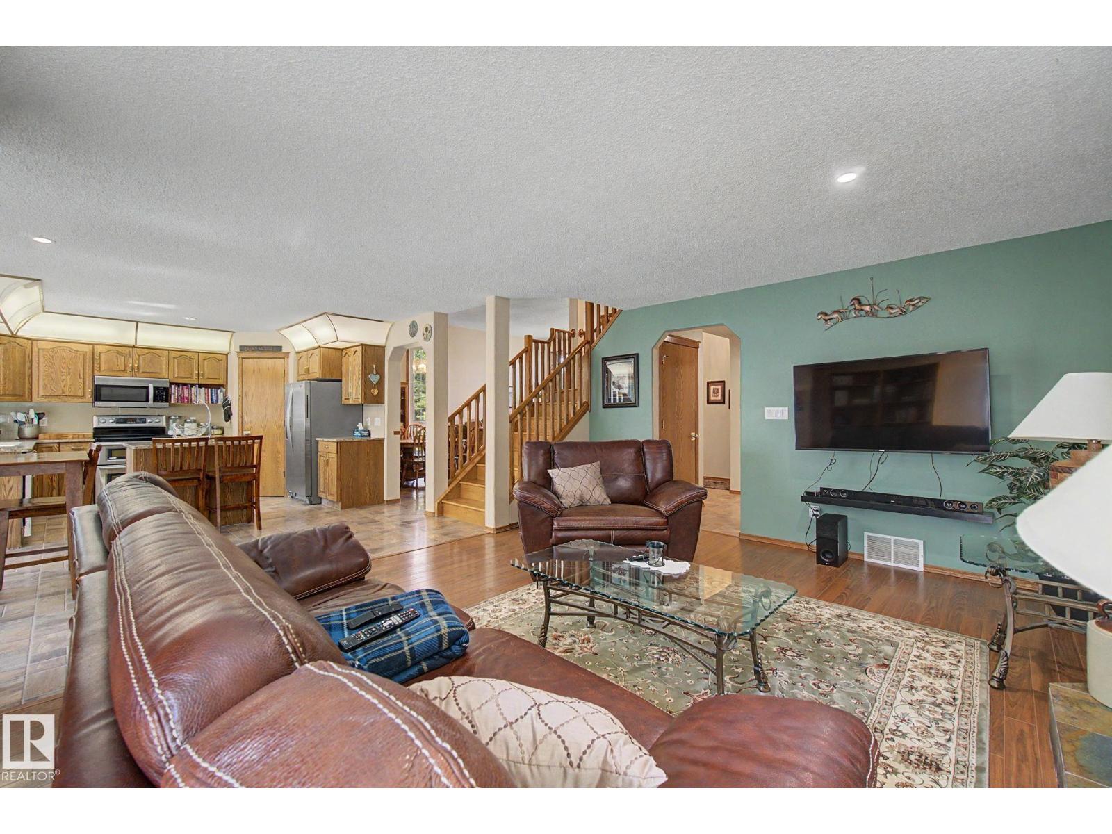 #47 26413 TWP ROAD 510, Rural Parkland County