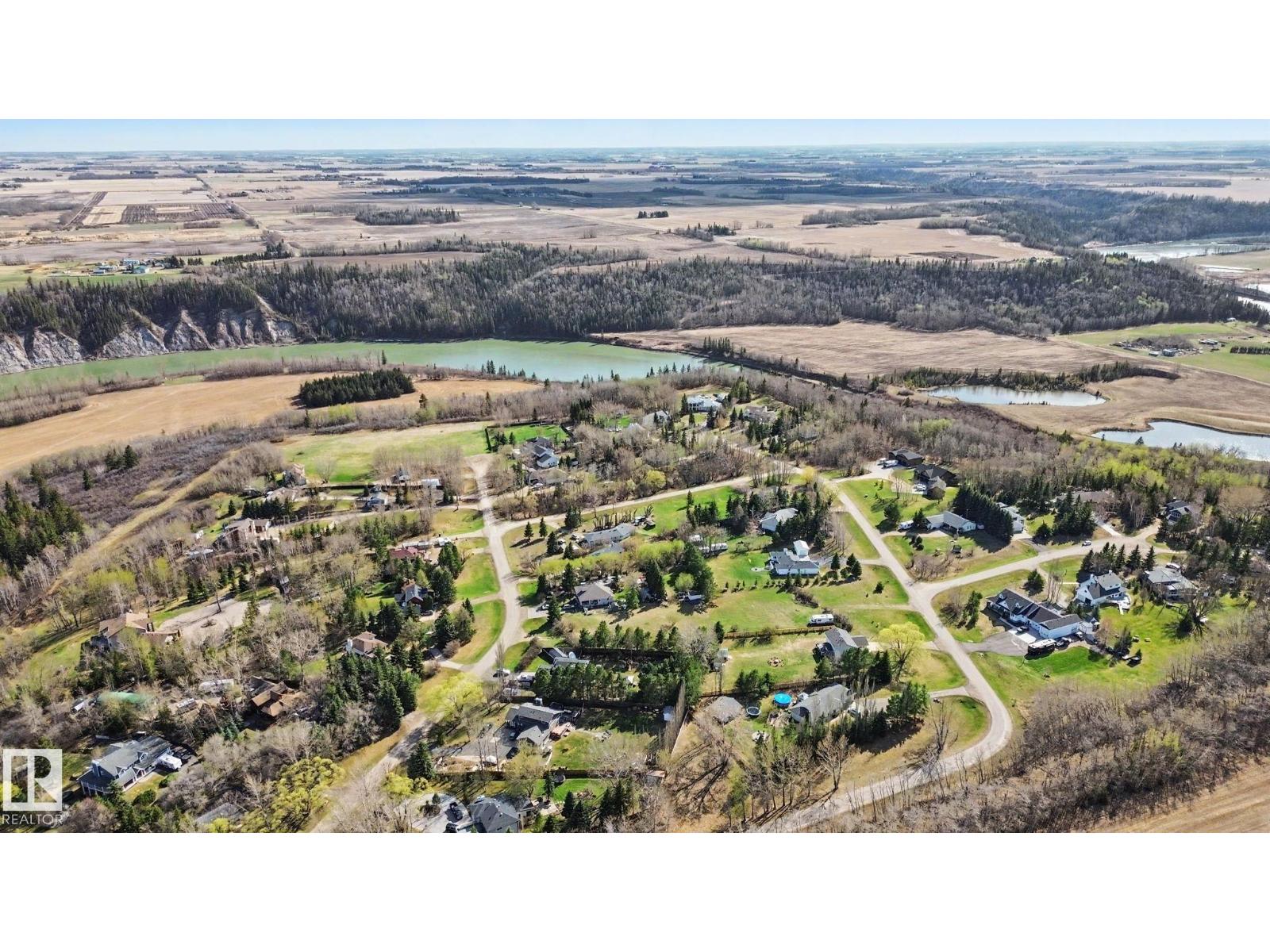 #47 26413 TWP ROAD 510, Rural Parkland County