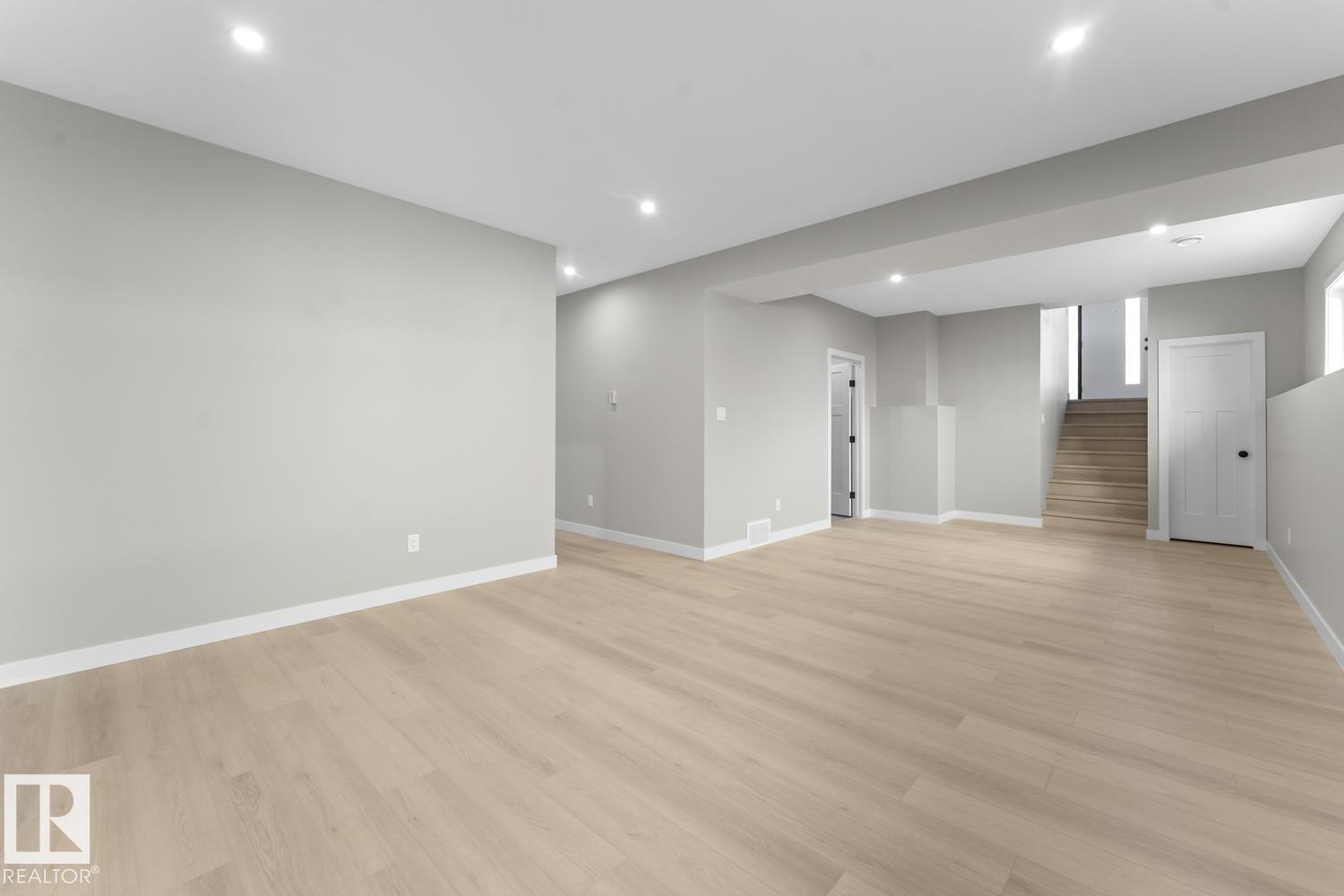 317 FUNDY WY - 26