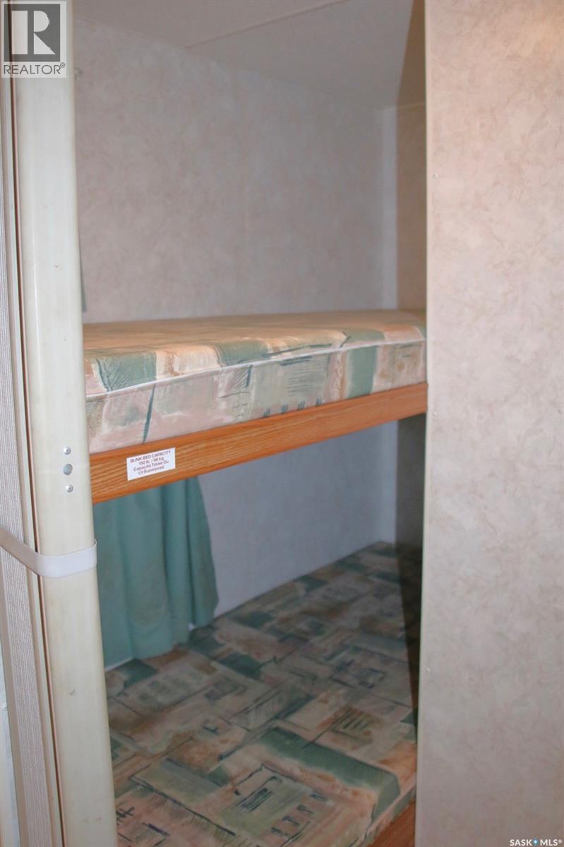RV R # 18 Poplar Beach Resort — photo 14