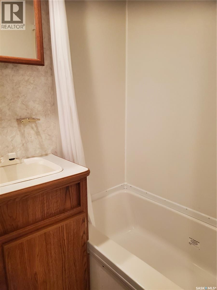 RV R # 18 Poplar Beach Resort — photo 16