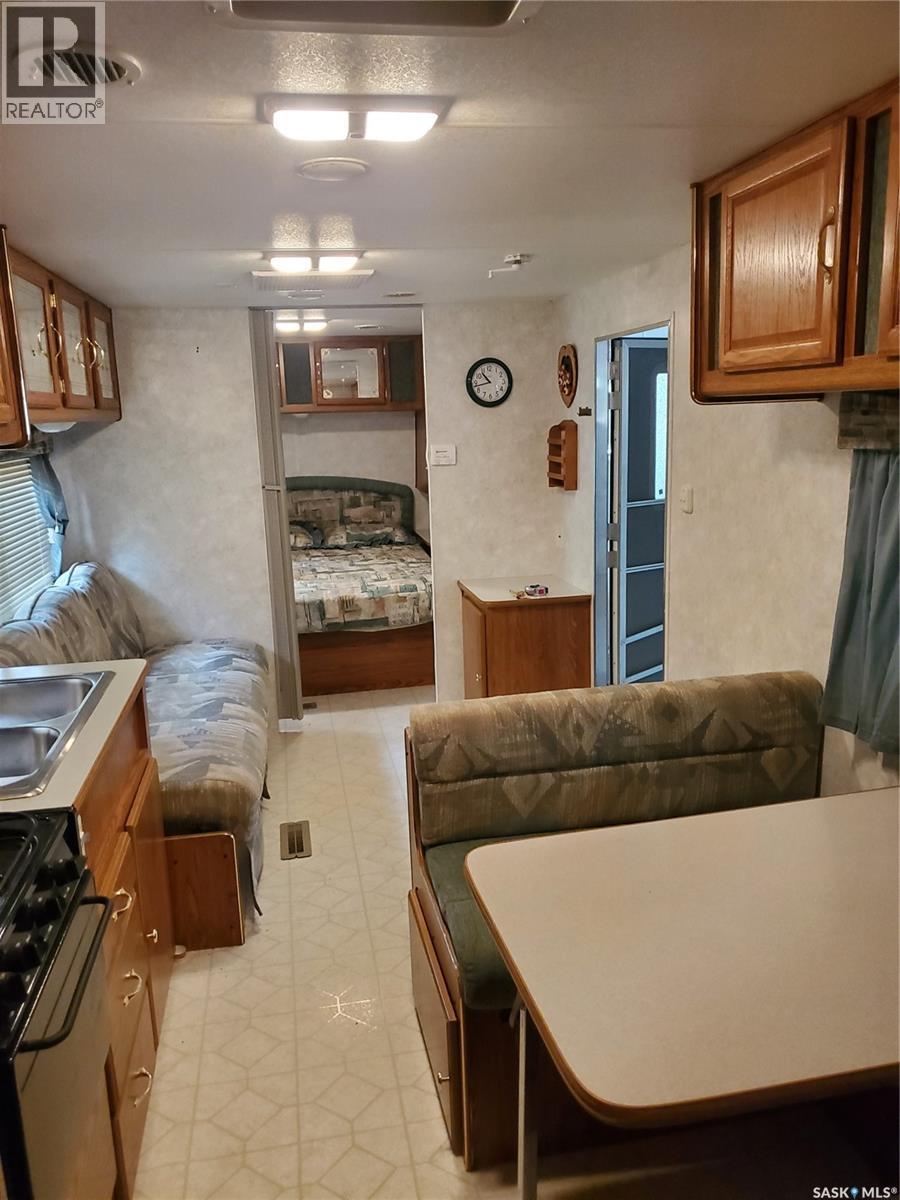 RV R # 18 Poplar Beach Resort — photo 8