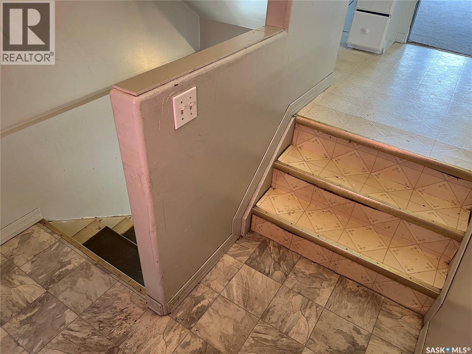 238 1st STREET NW - 20