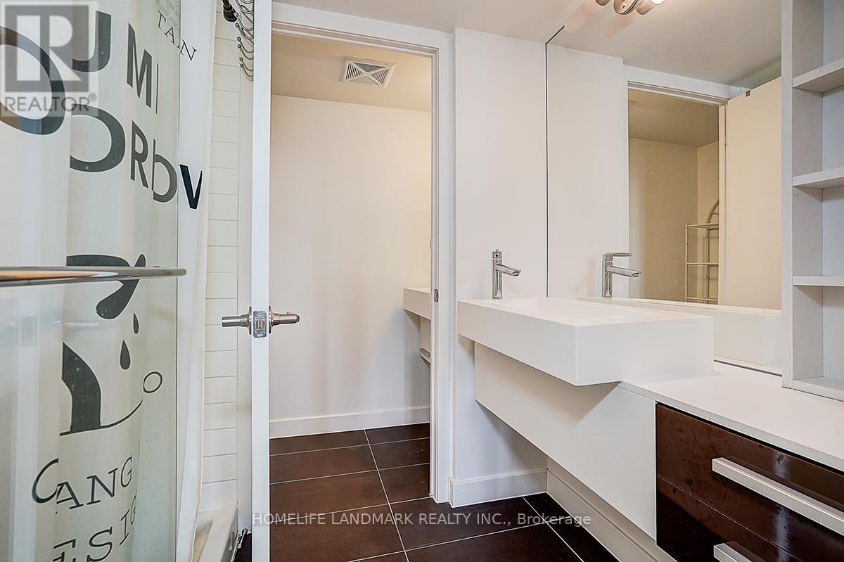 #1912 38 DAN LECKIE WAY - 20