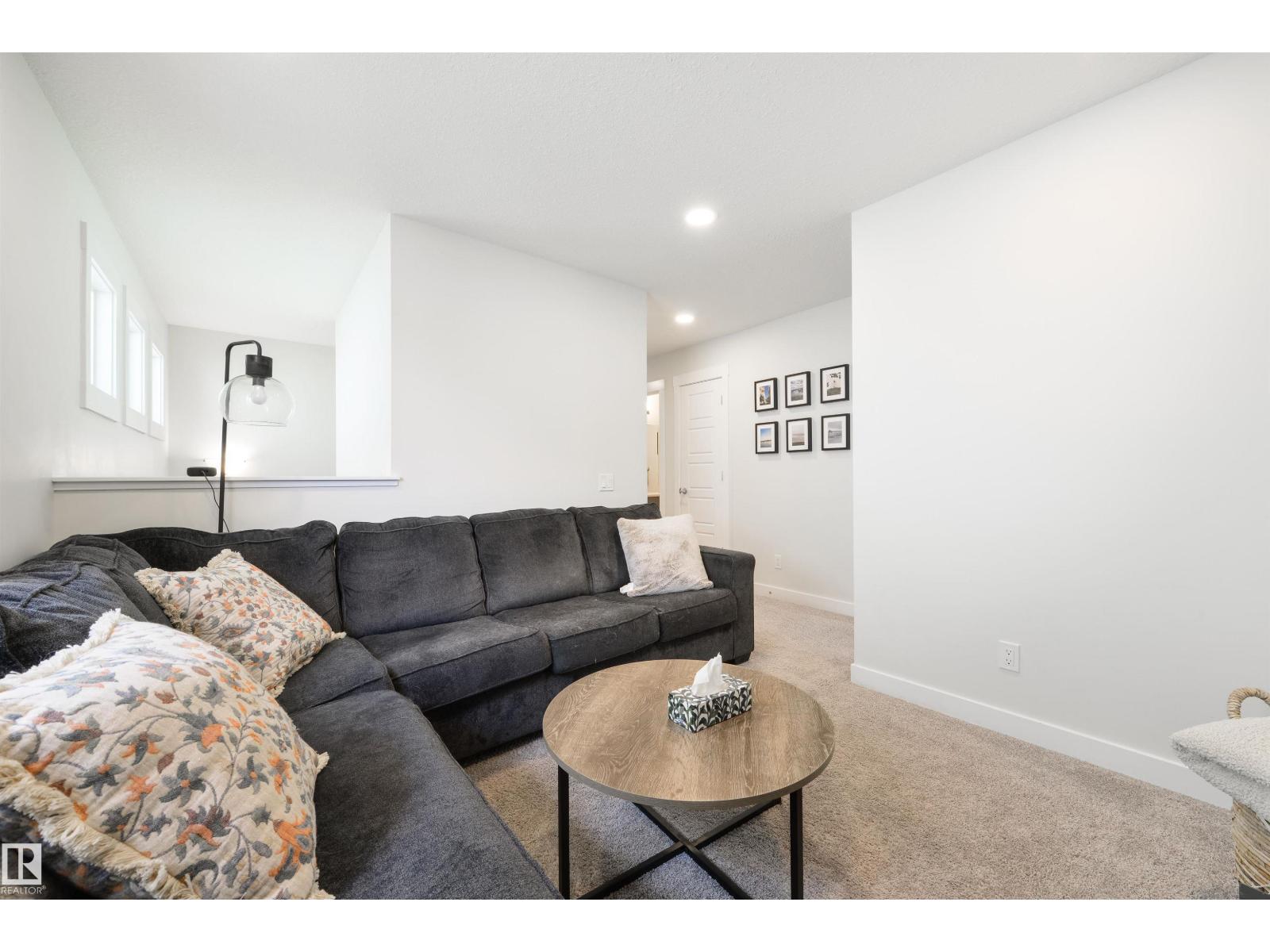 22632 96 AV NW, Edmonton