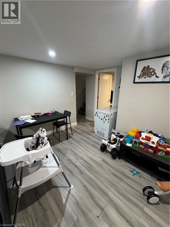 90 CLIVE Road Unit# Lower Level, Kitchener, Ontario, N2H3N6 — Photo 7
