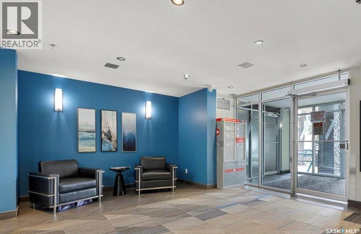 #1804 320 5th AVENUE N - 11