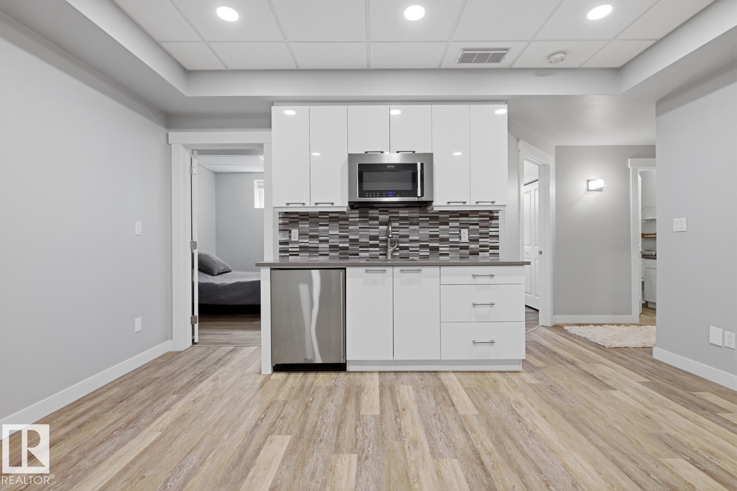 1251 SECORD LD NW, Edmonton
