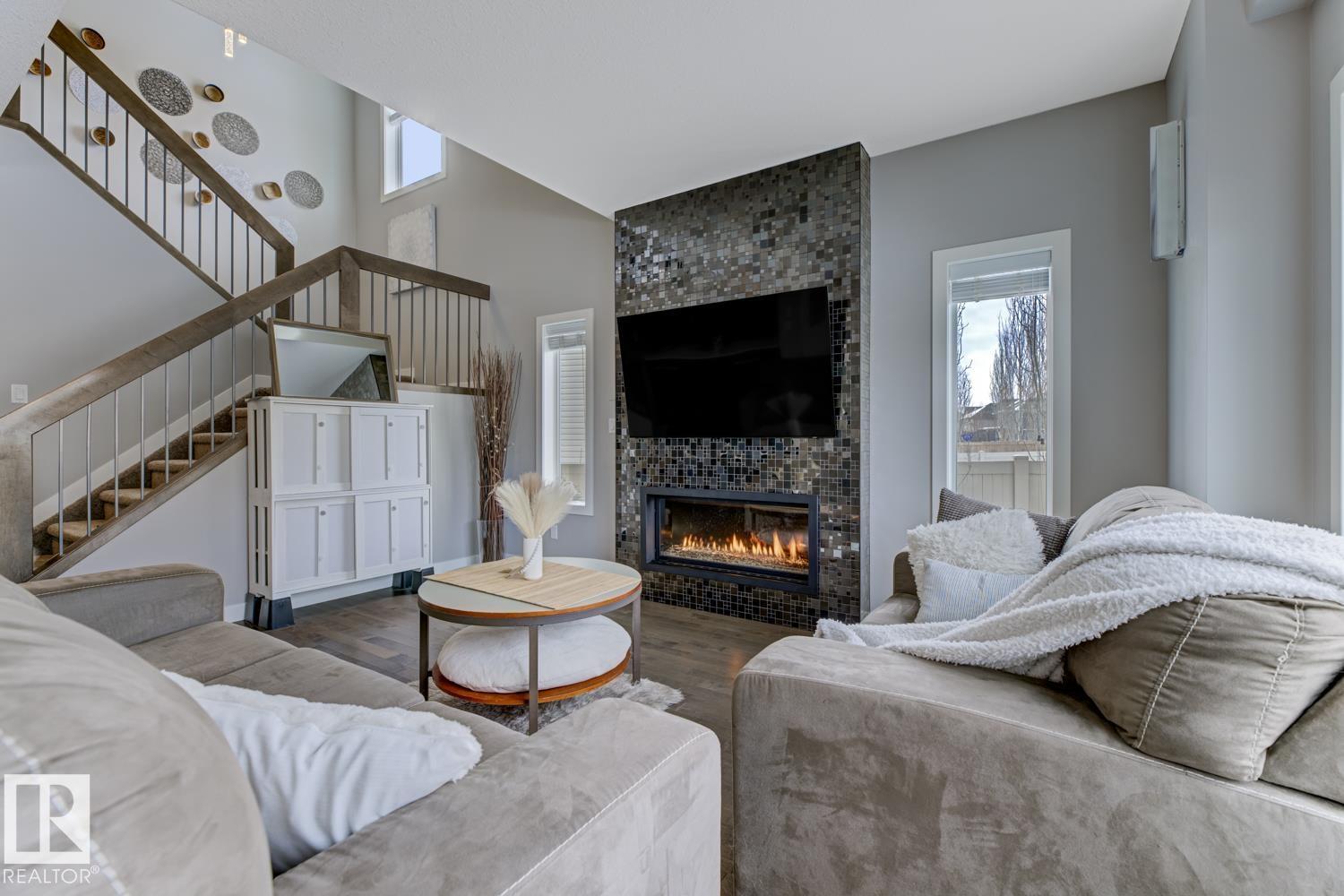1251 SECORD LD NW, Edmonton