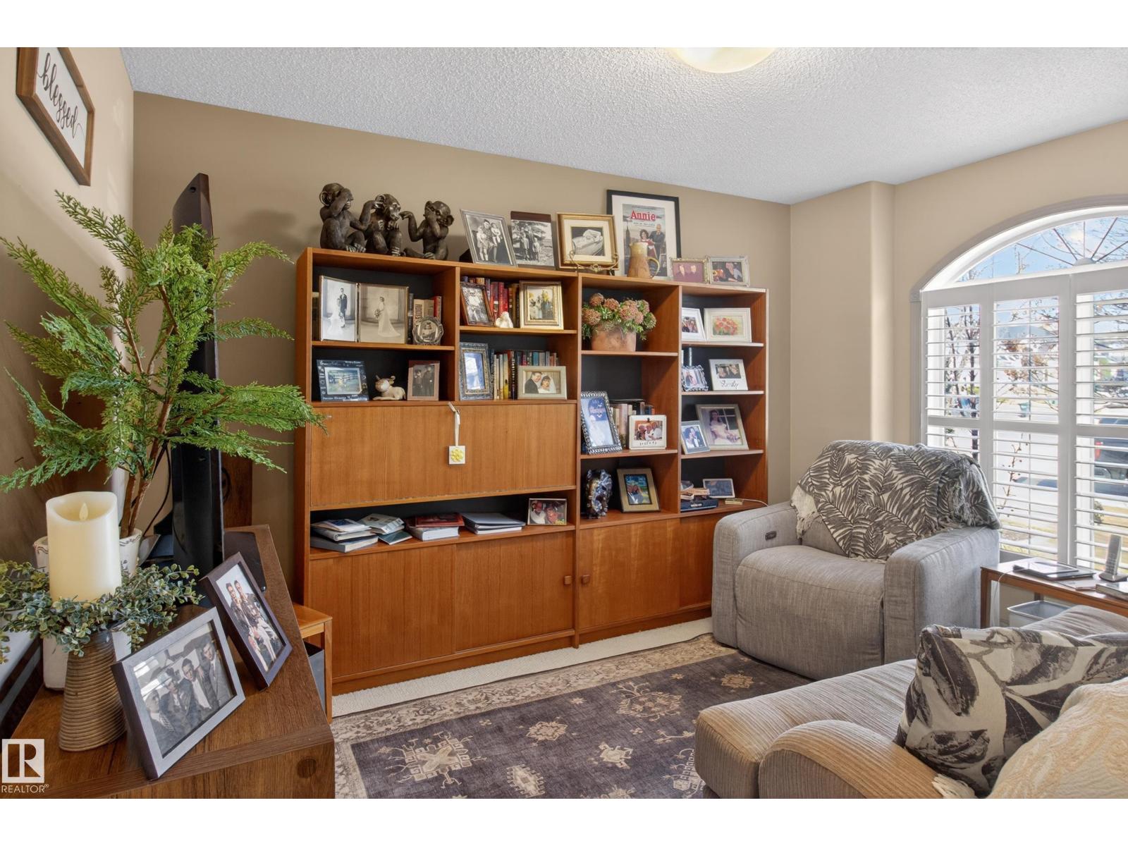 74 HIGHGROVE CR, Sherwood Park