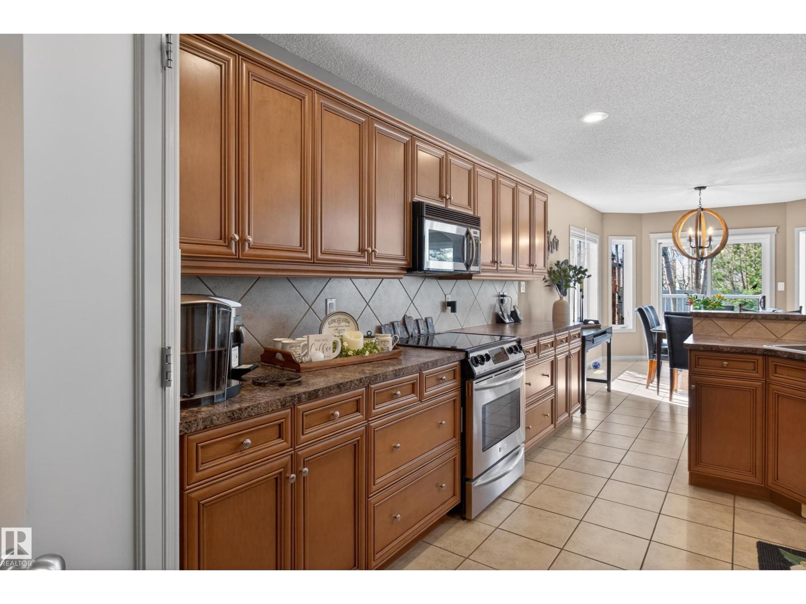 74 HIGHGROVE CR, Sherwood Park