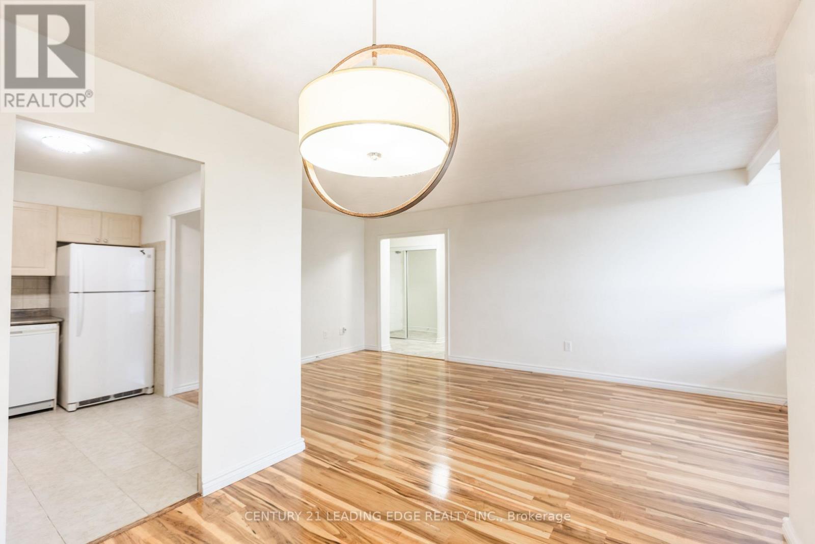 #815 10 EDGECLIFFE GOLFWAY - 11