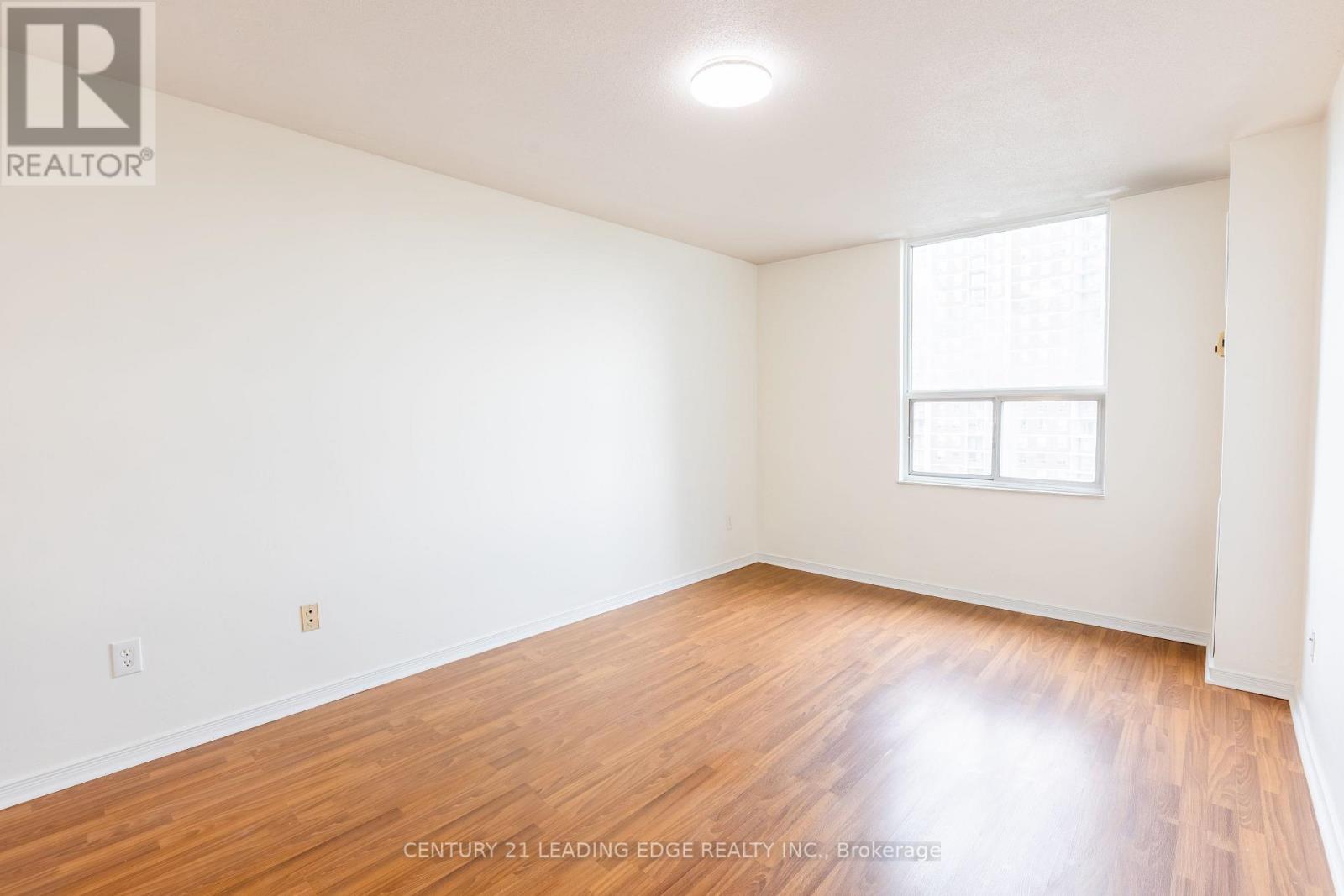 #815 10 EDGECLIFFE GOLFWAY - 17