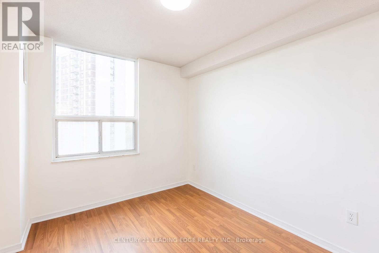 #815 10 EDGECLIFFE GOLFWAY - 19