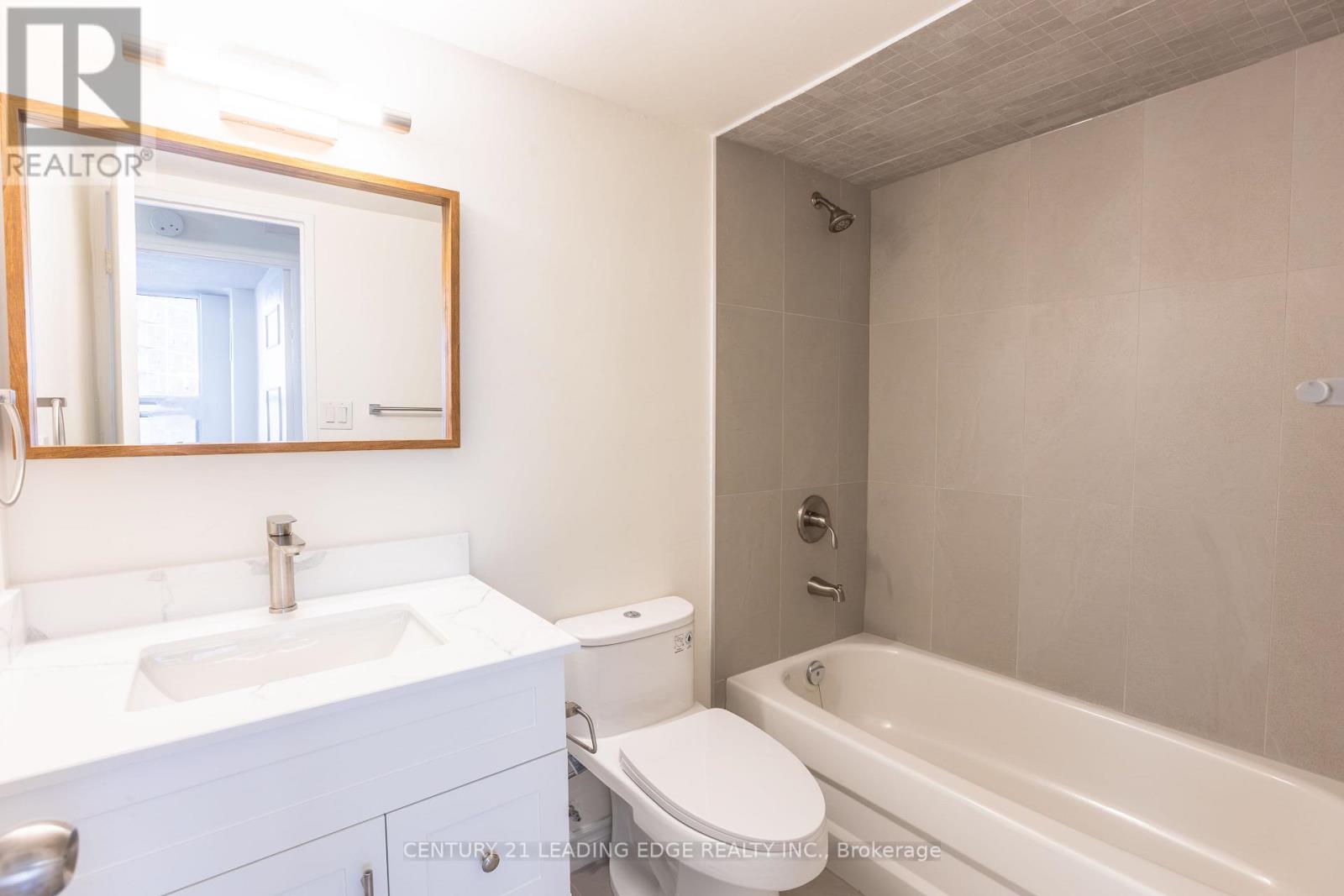 #815 10 EDGECLIFFE GOLFWAY - 20