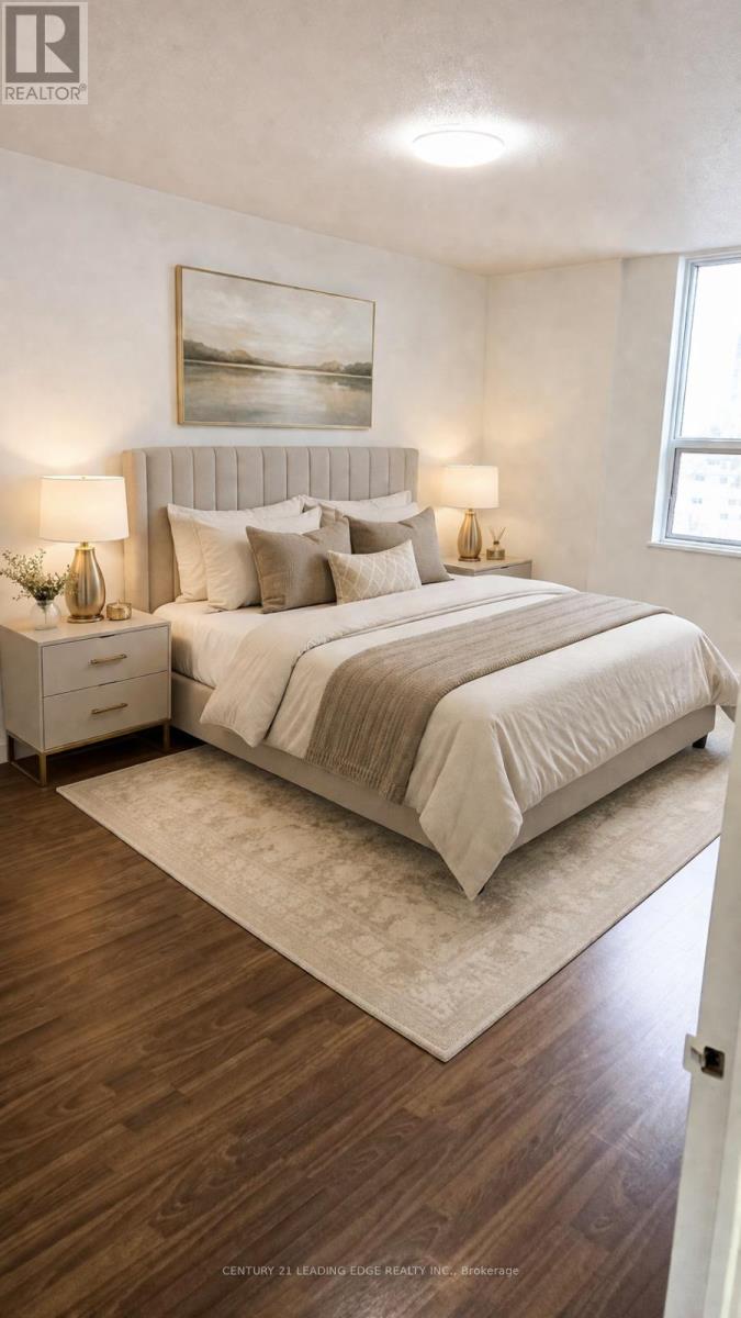 #815 10 EDGECLIFFE GOLFWAY - 25