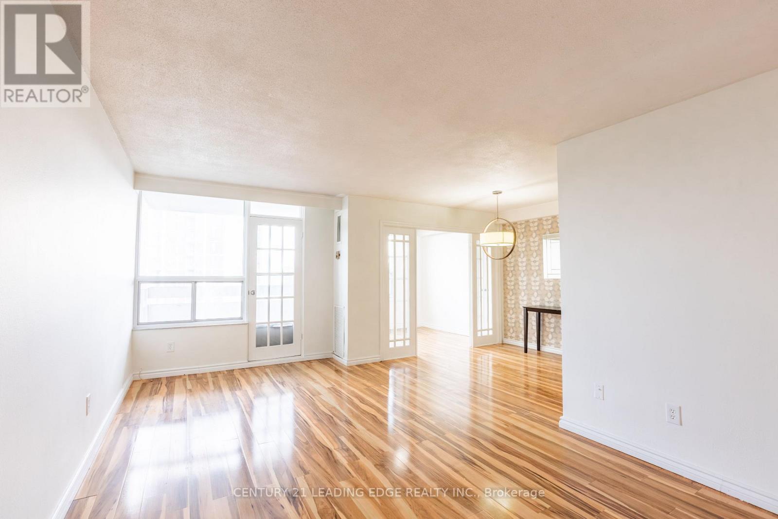 #815 10 EDGECLIFFE GOLFWAY - 8
