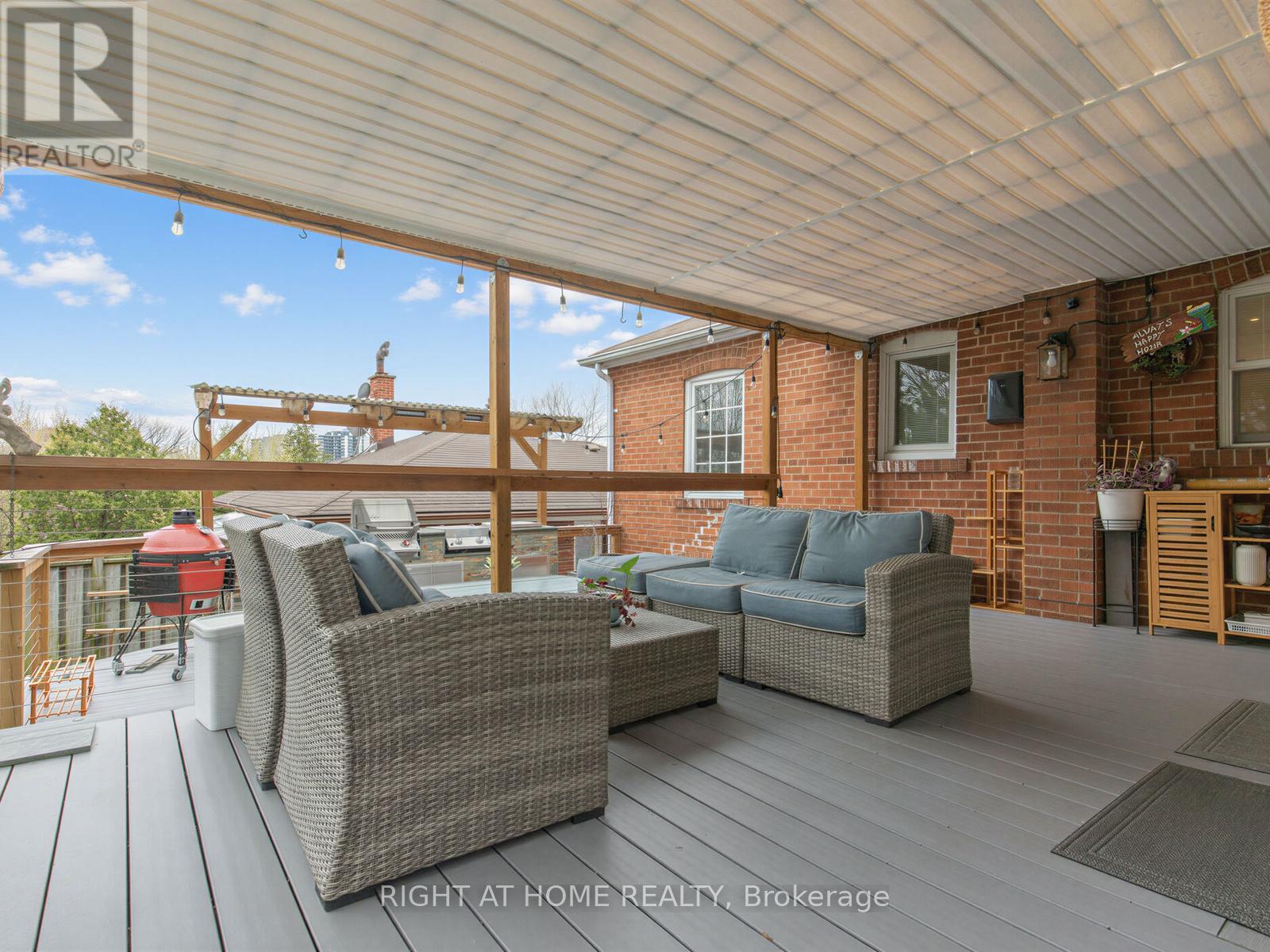 85 FLAMBOROUGH DRIVE - 28