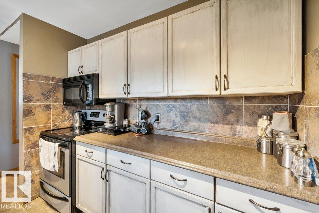 10616 136 ST NW - 17