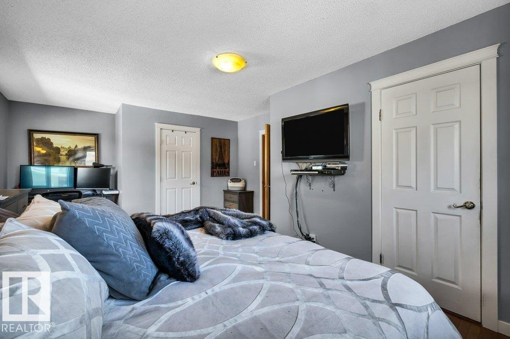 10616 136 ST NW - 24
