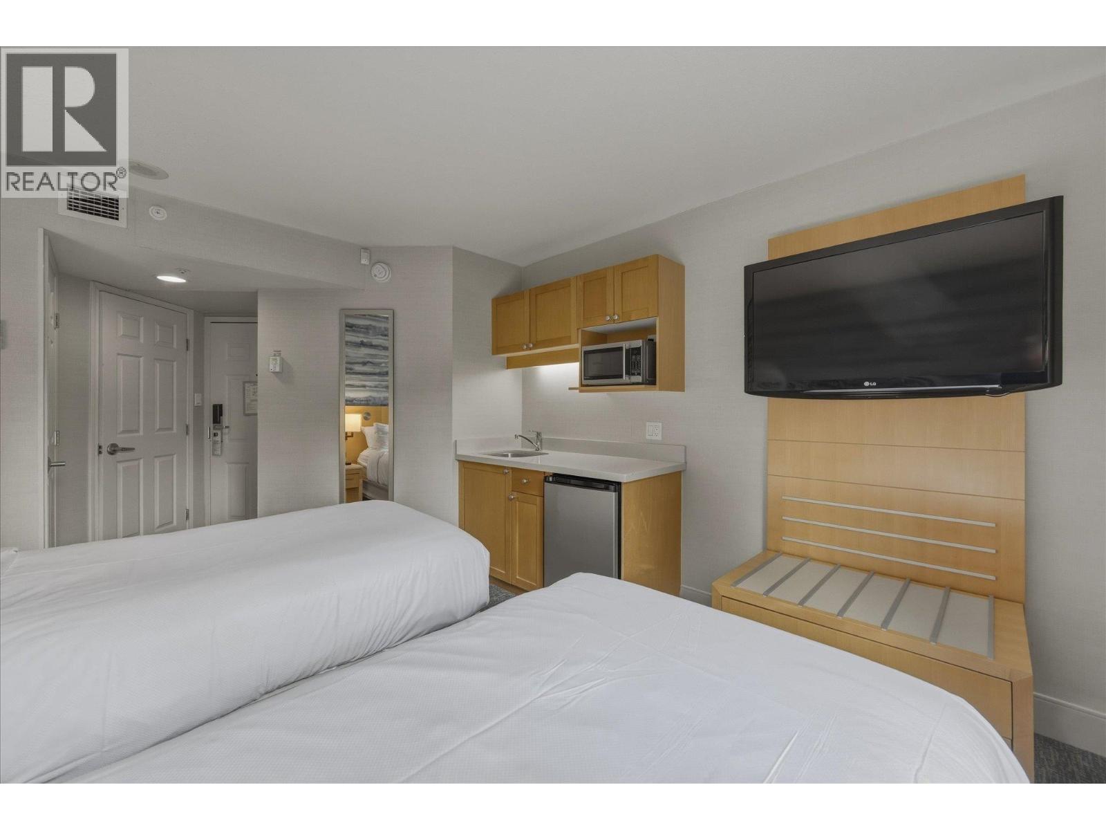 1431&33 4308 MAIN STREET, Whistler