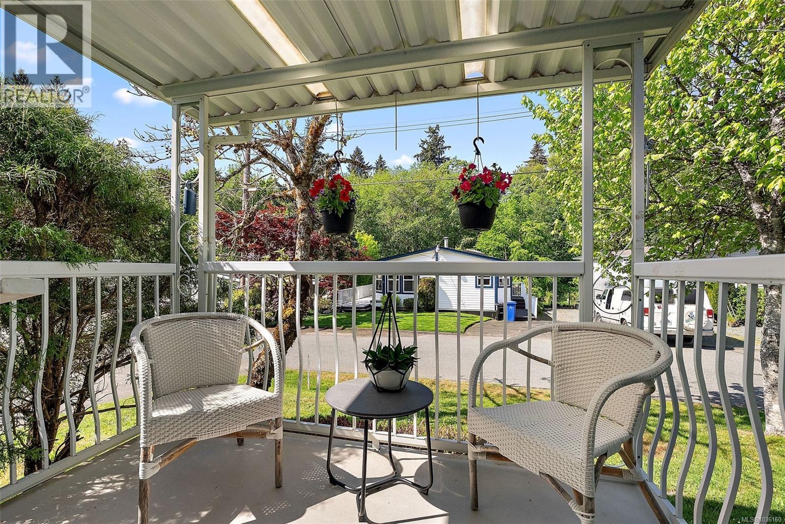 1085 Waterman Rd - 4