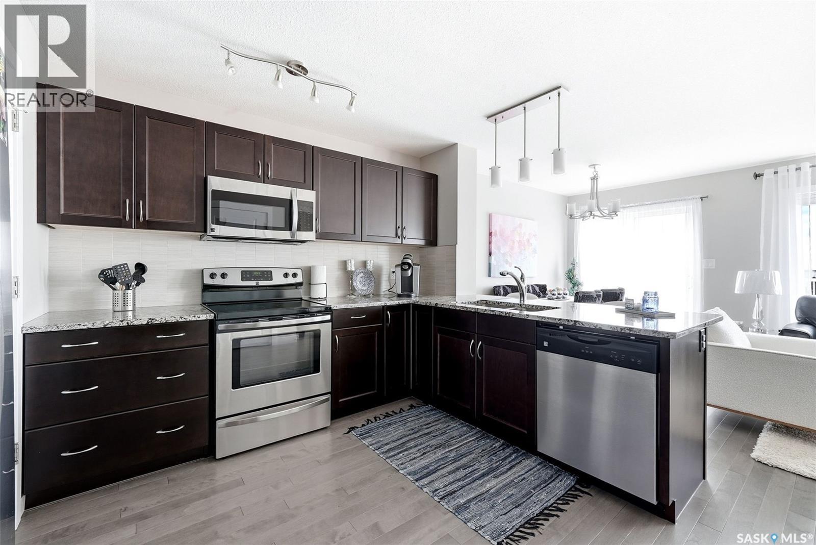 8849 Kestral DRIVE - 5