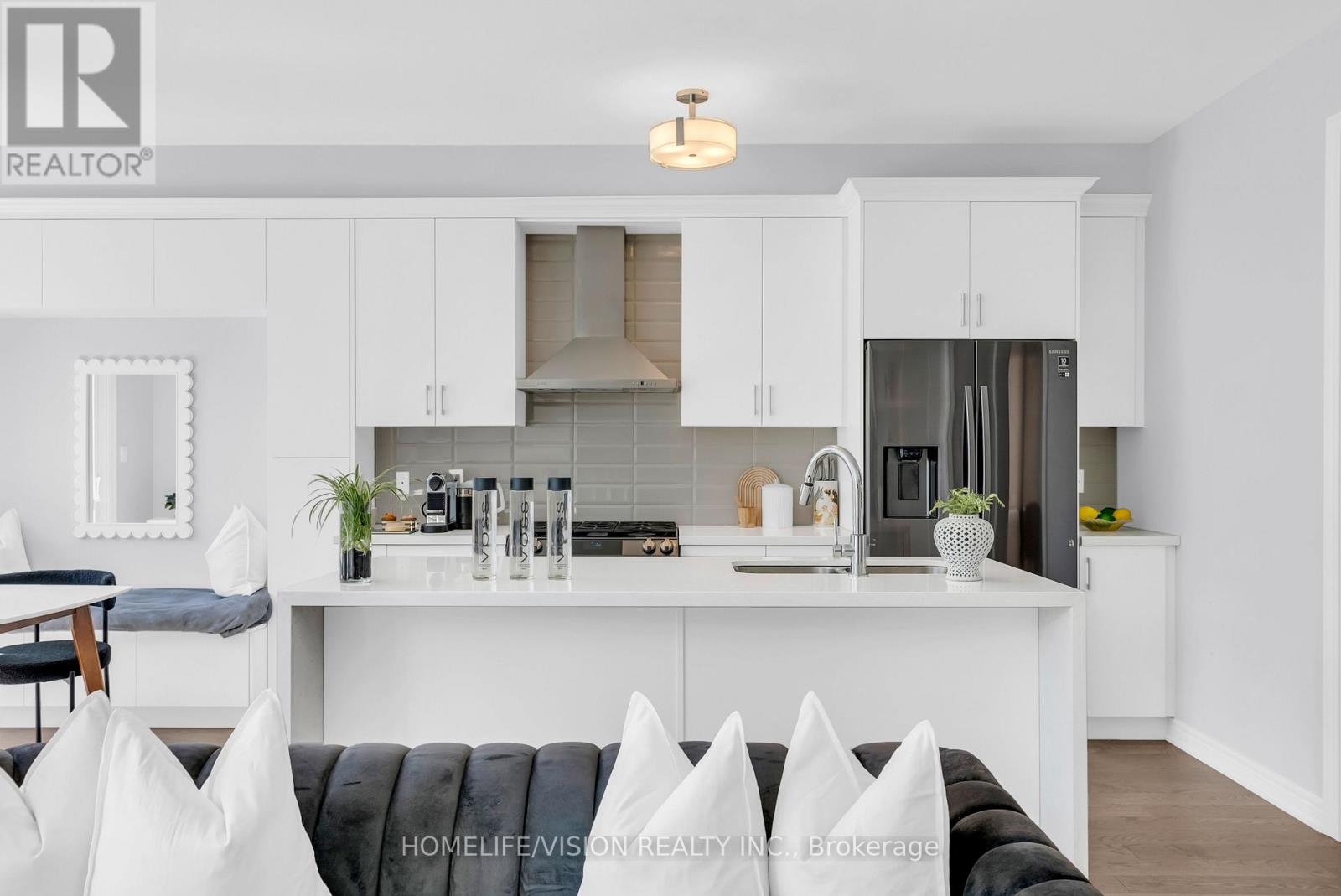 35 PINE HILL CRESCENT - 14