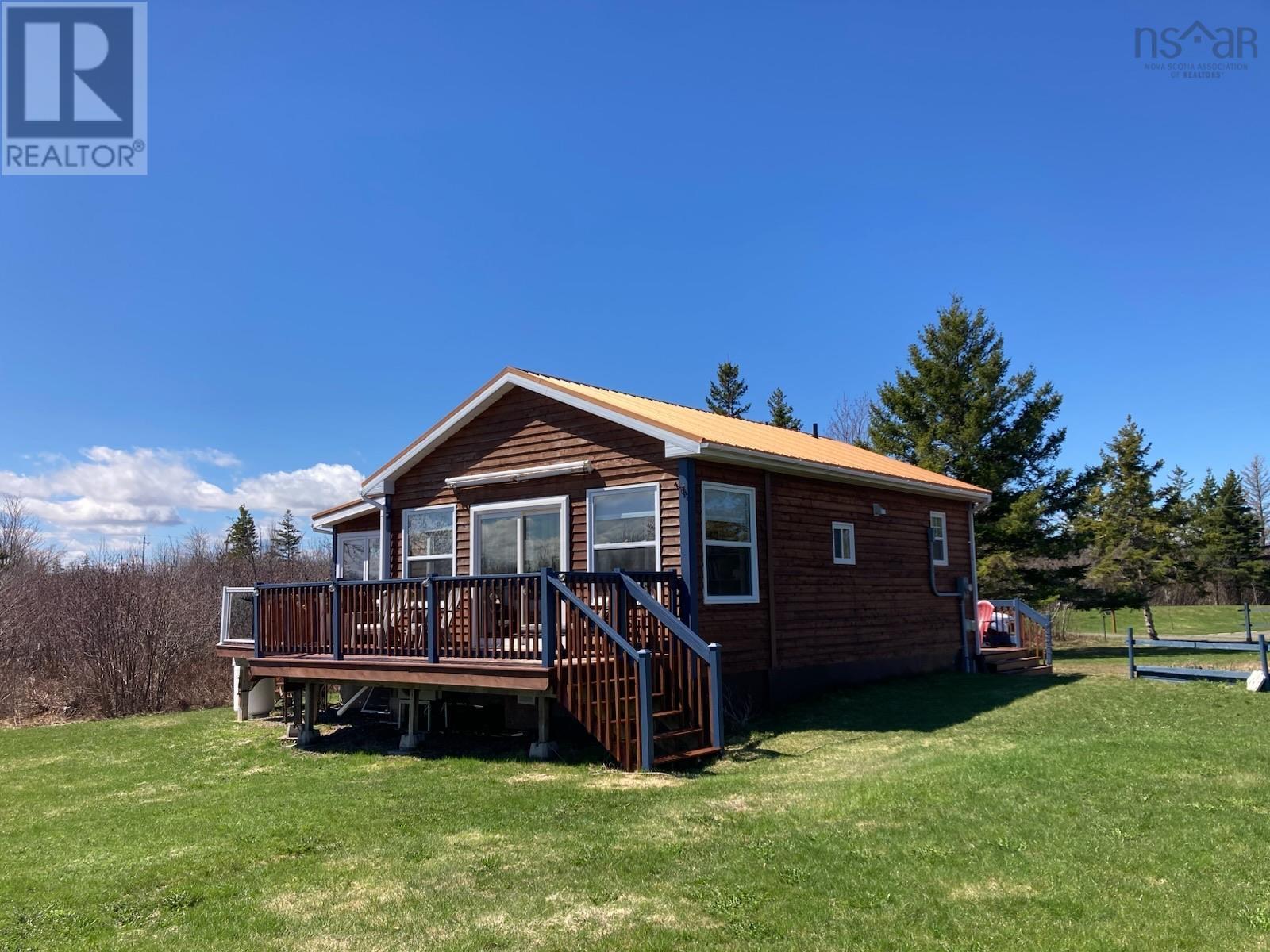 Property photo of 24 Pirates Cove Way