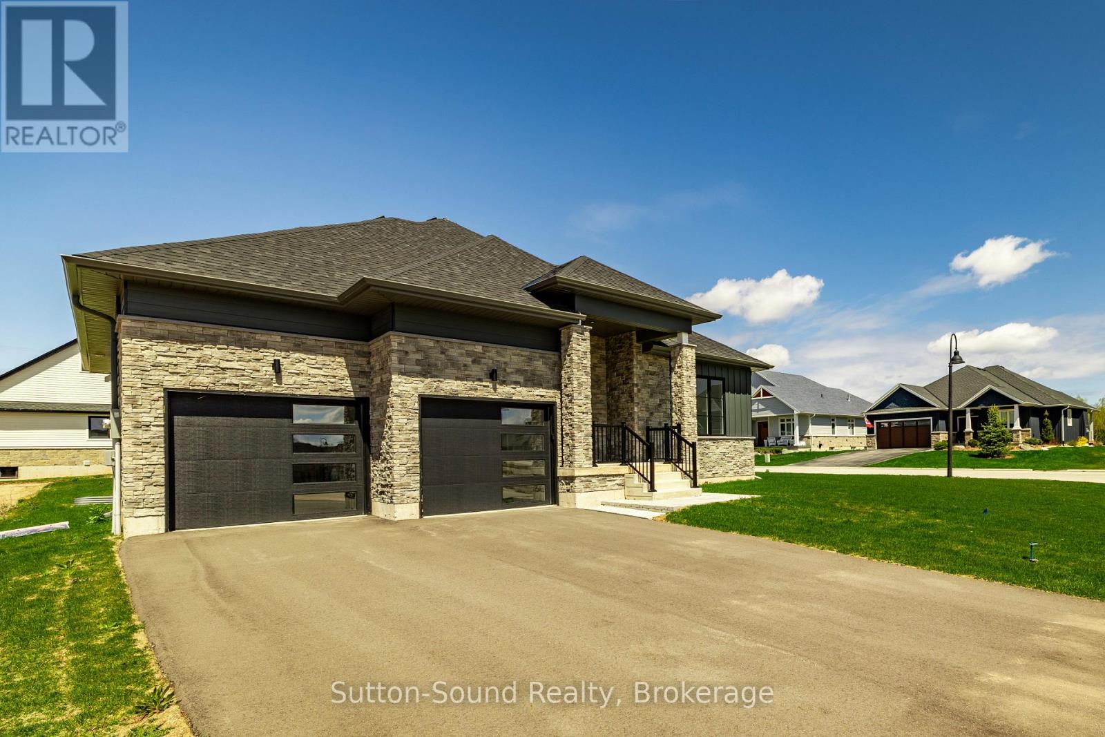 116 LAURENS LANE - Image 3