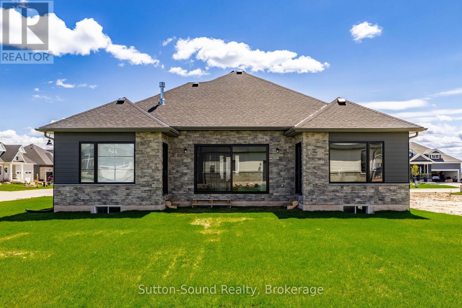 116 LAURENS LANE - 5
