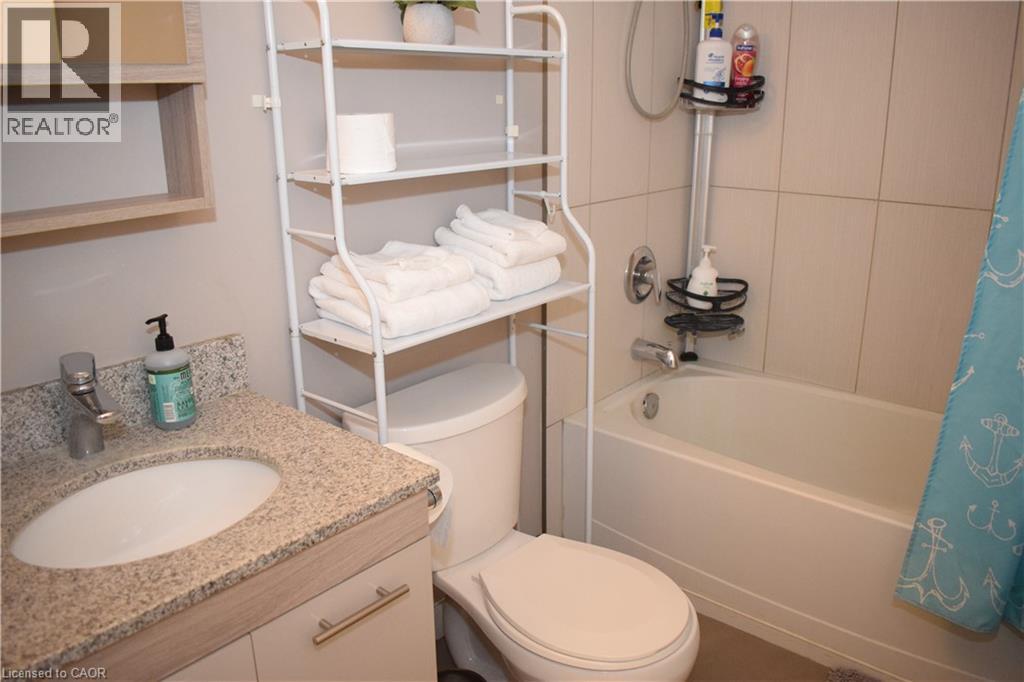 308 LESTER Street Unit# 604, Waterloo, Ontario, N2L3W6 — Photo 7