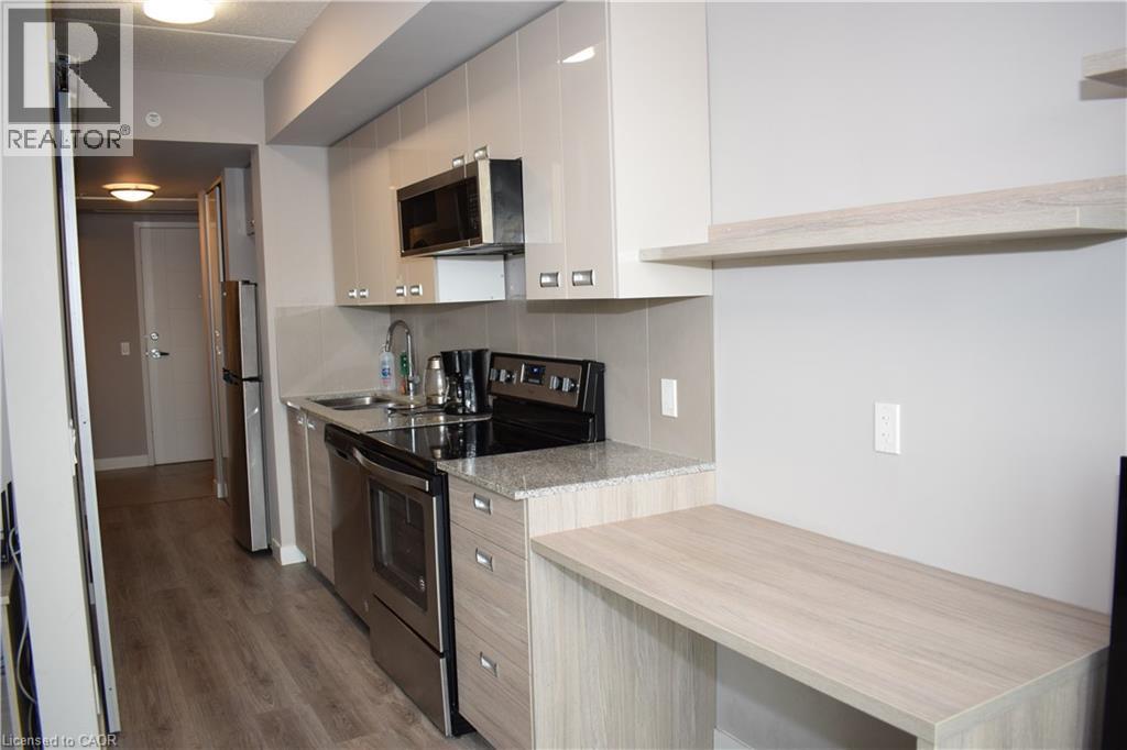 308 LESTER Street Unit# 604, Waterloo, Ontario, N2L3W6 — Photo 4