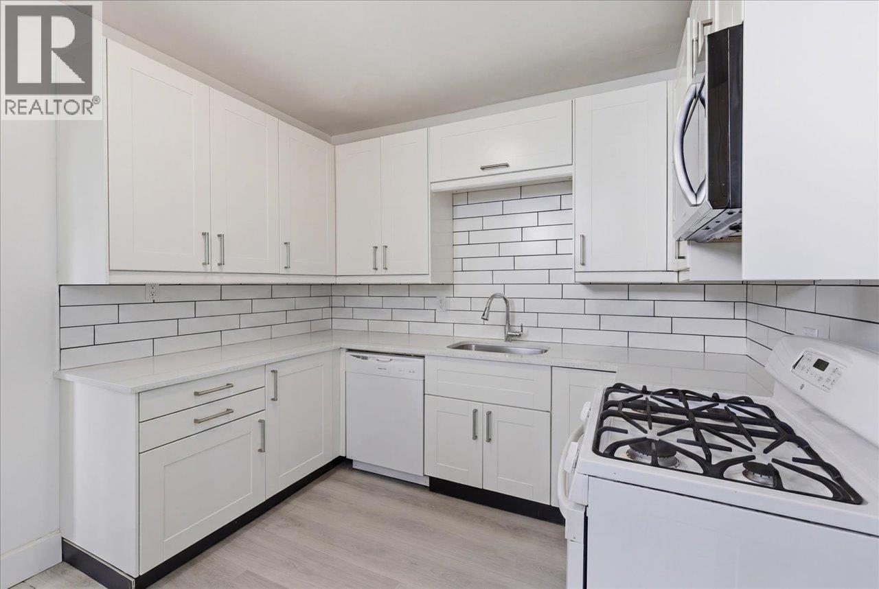 6 Bed, 3 Bath Multi-Family for Sale in Vancouver – 14 W 14TH AVENUE, Vancouver – MLS# R3121076 - Image 7