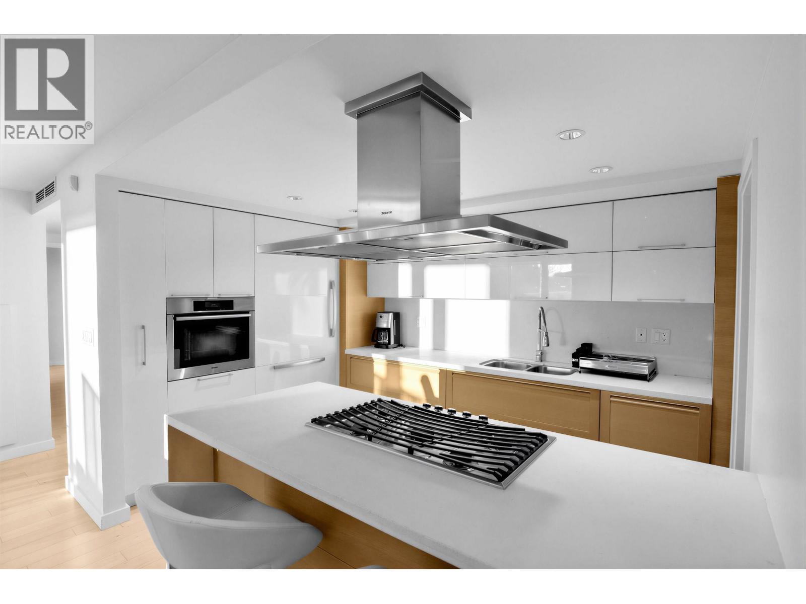 House in Vancouver - Image 22