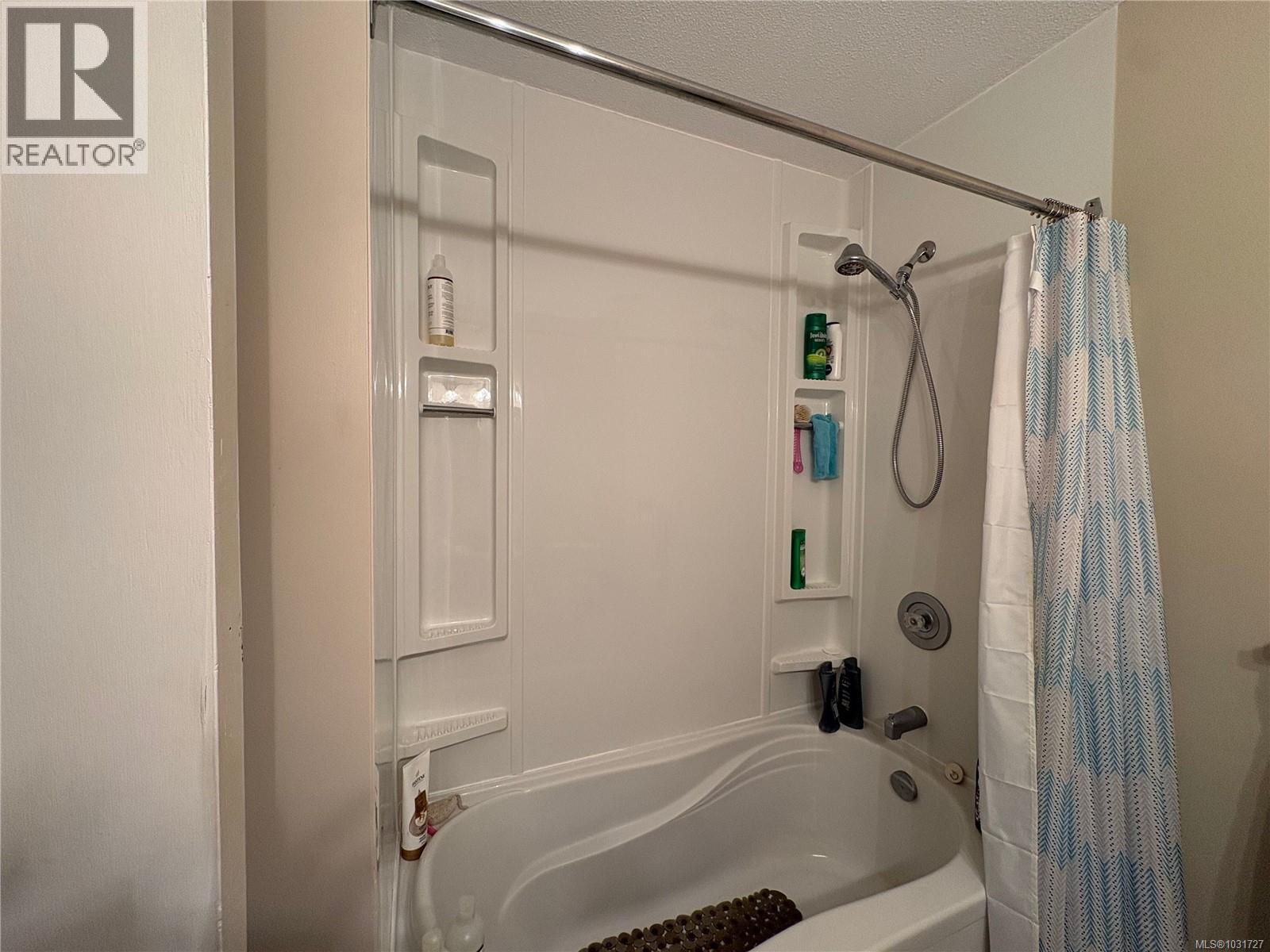 1162 Maquinna Ave - 13