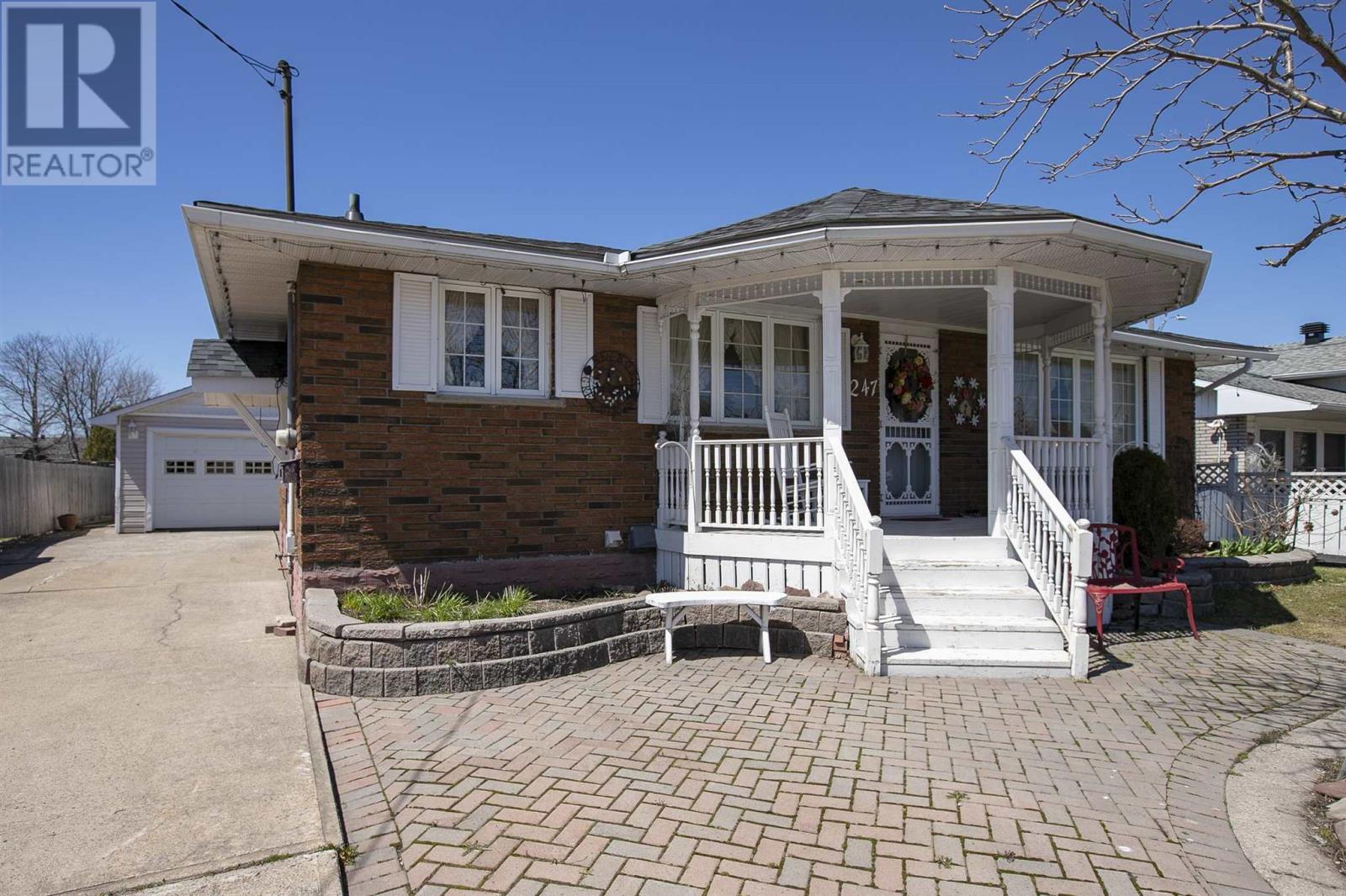 247 Prentice AVE, Sault Ste. Marie, Ontario, P6C4R1 — Photo 2
