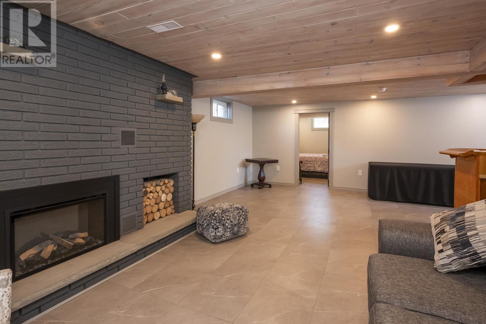 1110 Ottawa ST, Thunder Bay, Ontario, P7E6L9 — Photo 8