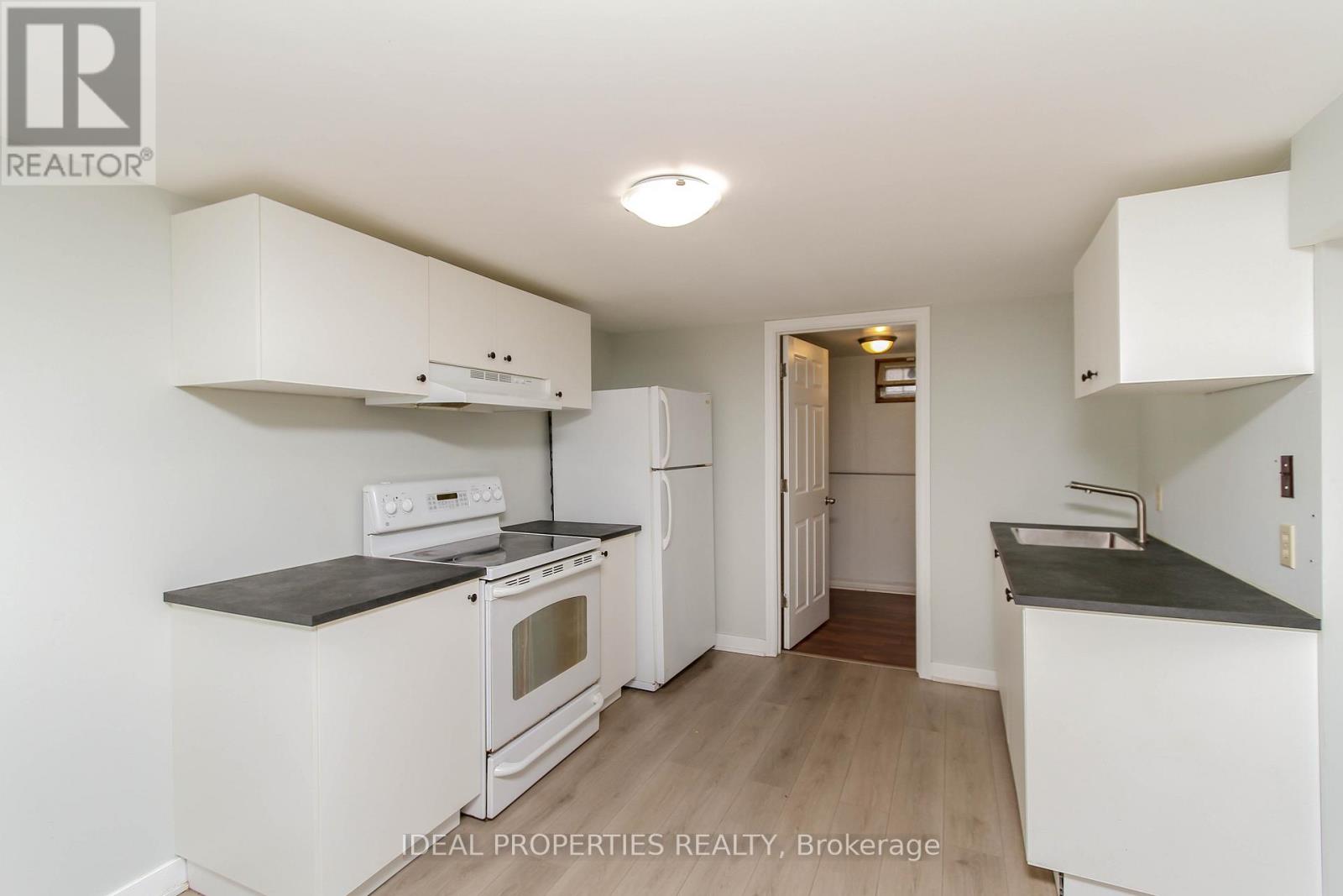 1217 PARKWAY DRIVE - 20