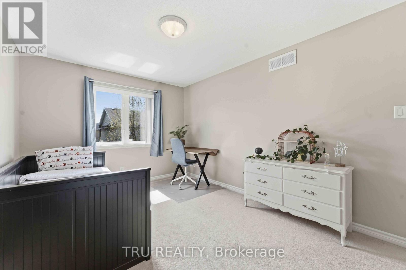 449 CELTIC RIDGE CRESCENT - 35