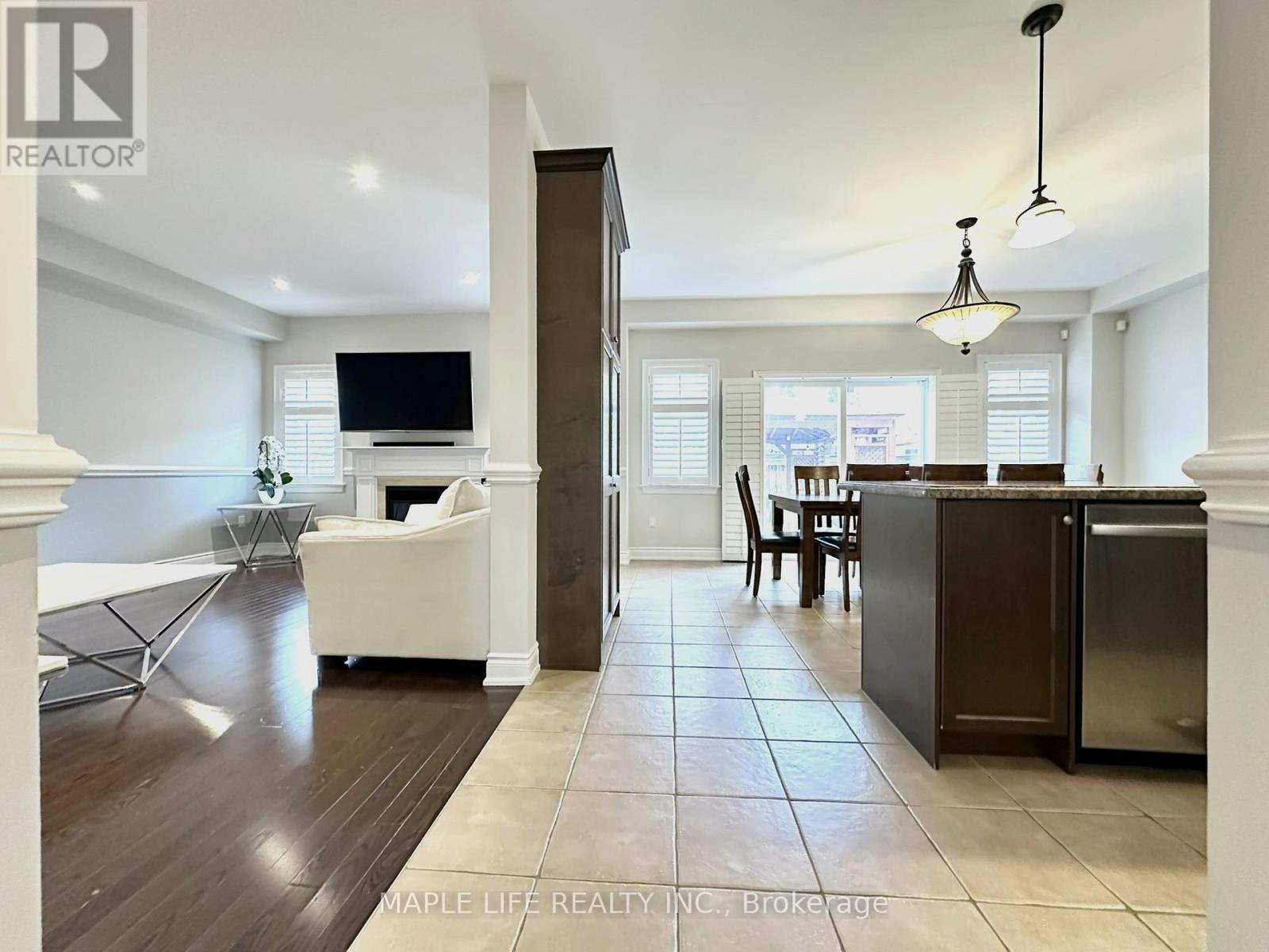 194 TWIN HILLS CRESCENT - 9
