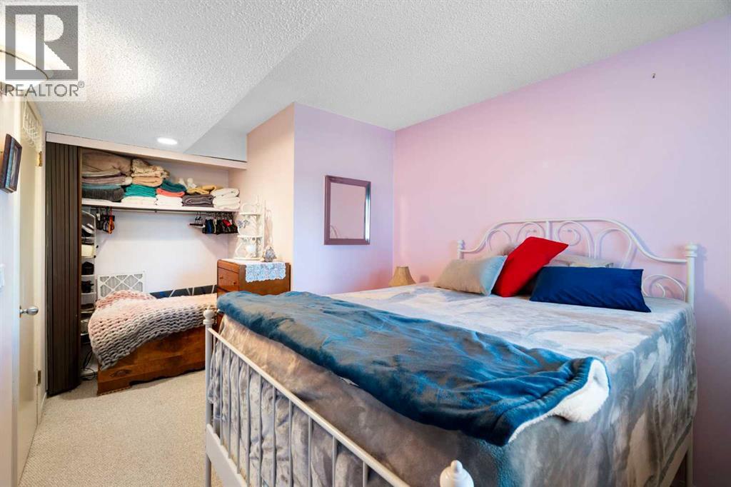 #702 13104 Elbow Drive SW - 21