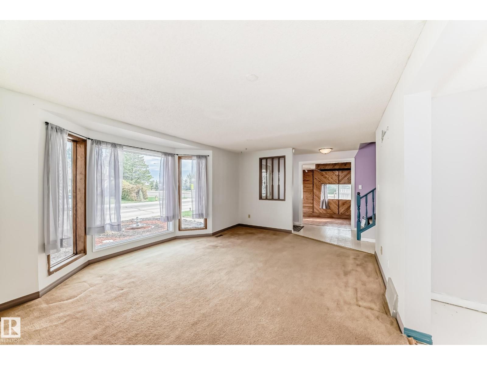 3801 33 AV — photo 8