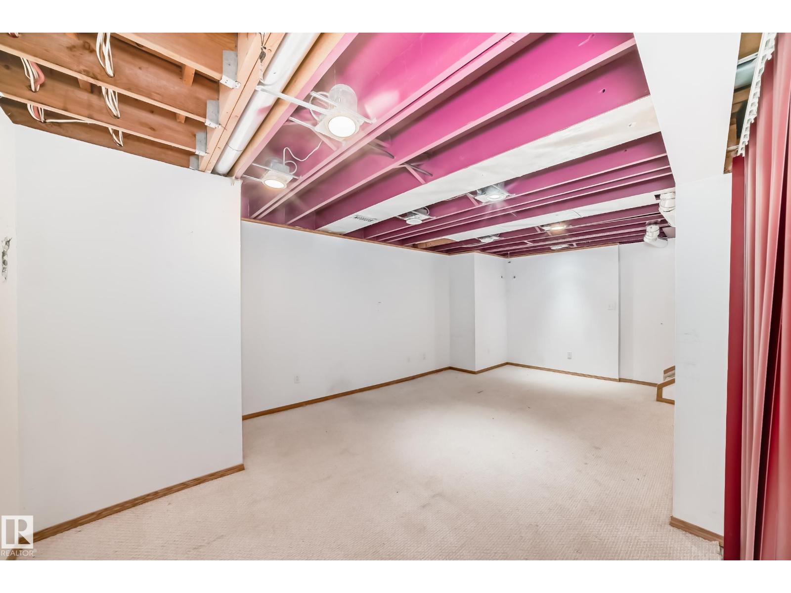 3801 33 AV — photo 34