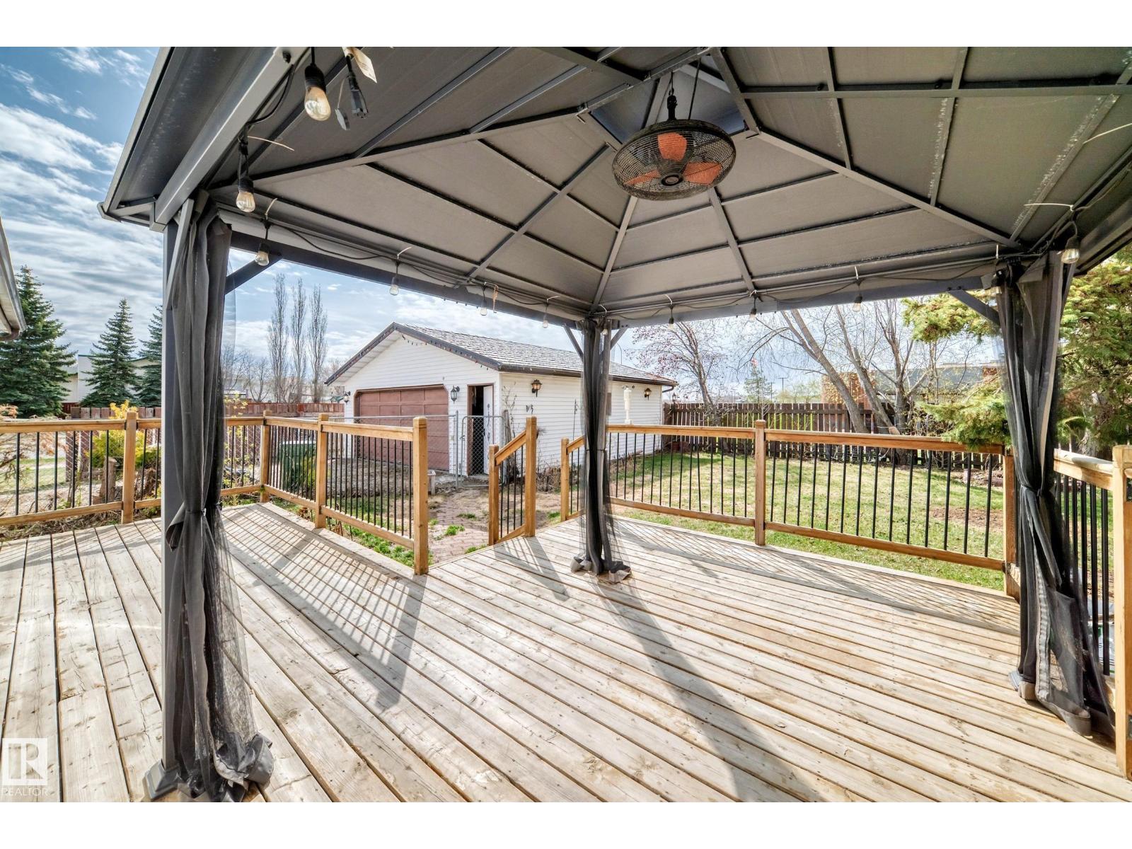 3801 33 AV — photo 40