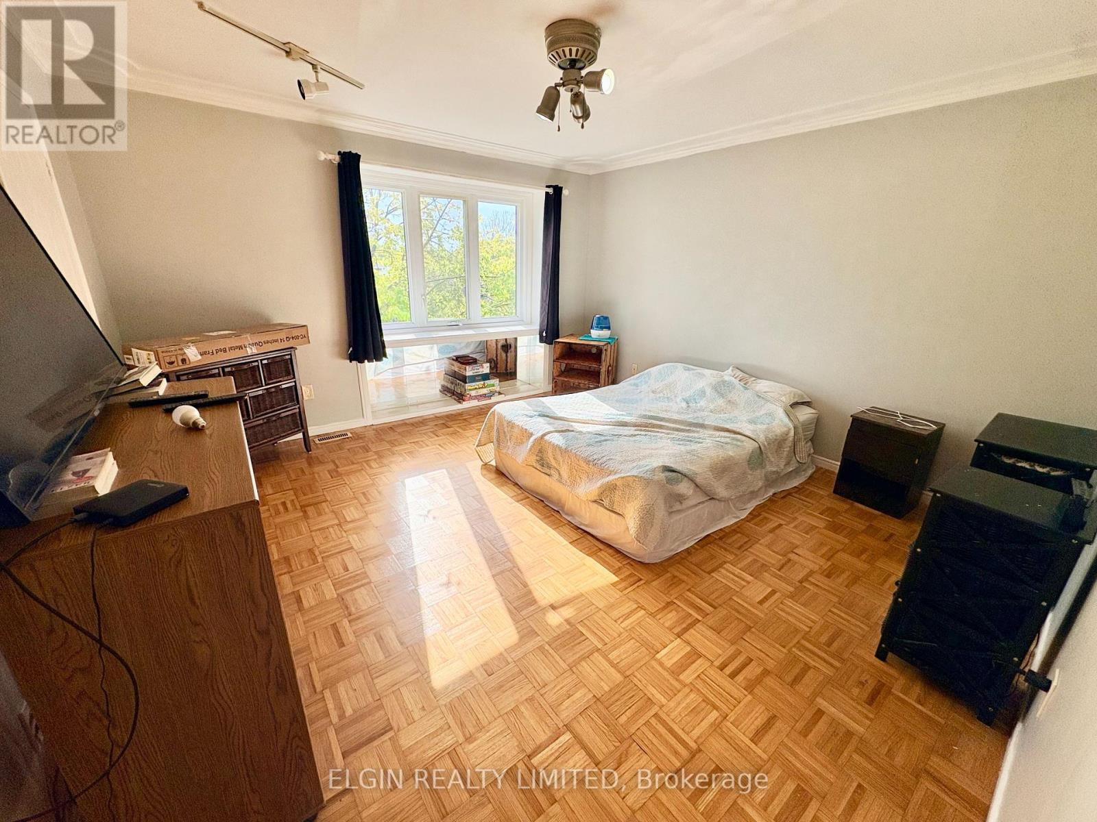 #5 1138 KIPPS LANE - 12