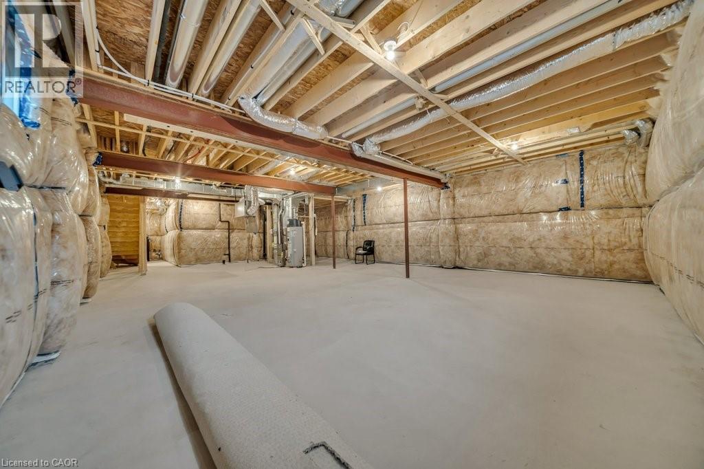 285 BROADACRE Drive - 39