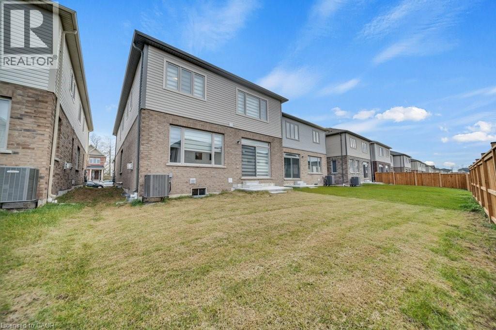 285 BROADACRE Drive, Kitchener, Ontario, N2R0S6 — Photo 15